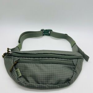 REI Unisex Olive Grid Pattern Belt Bag